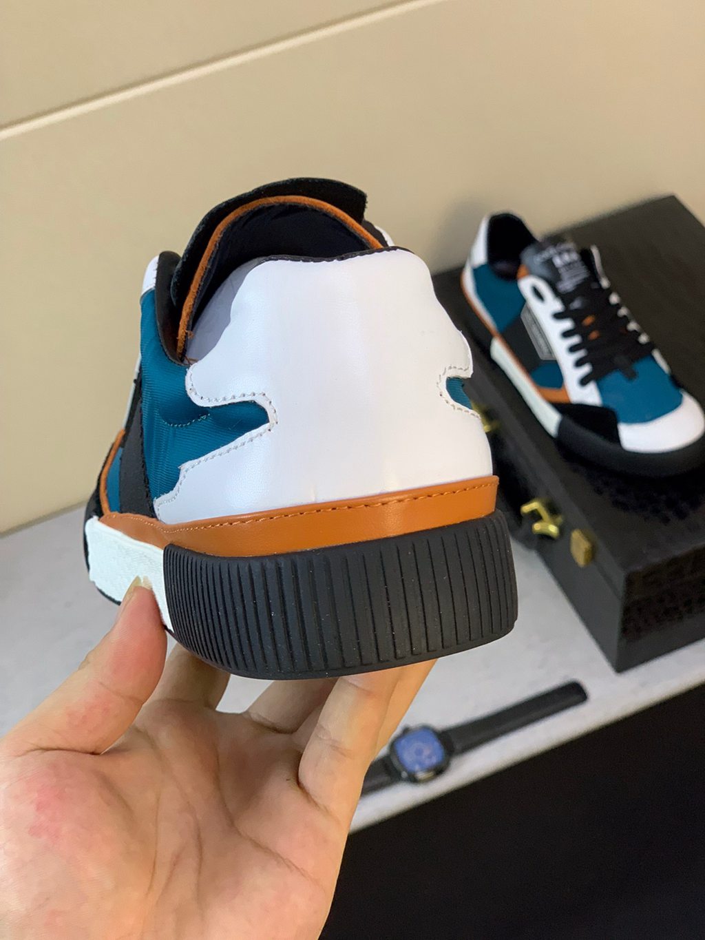 D*G sneaker
